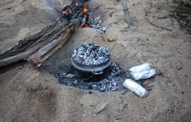 Campfire cooking equipment