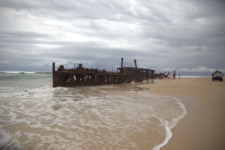 4 wheel driving Fraser Island