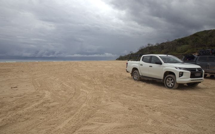 4 wheel driving Fraser Island K'gari